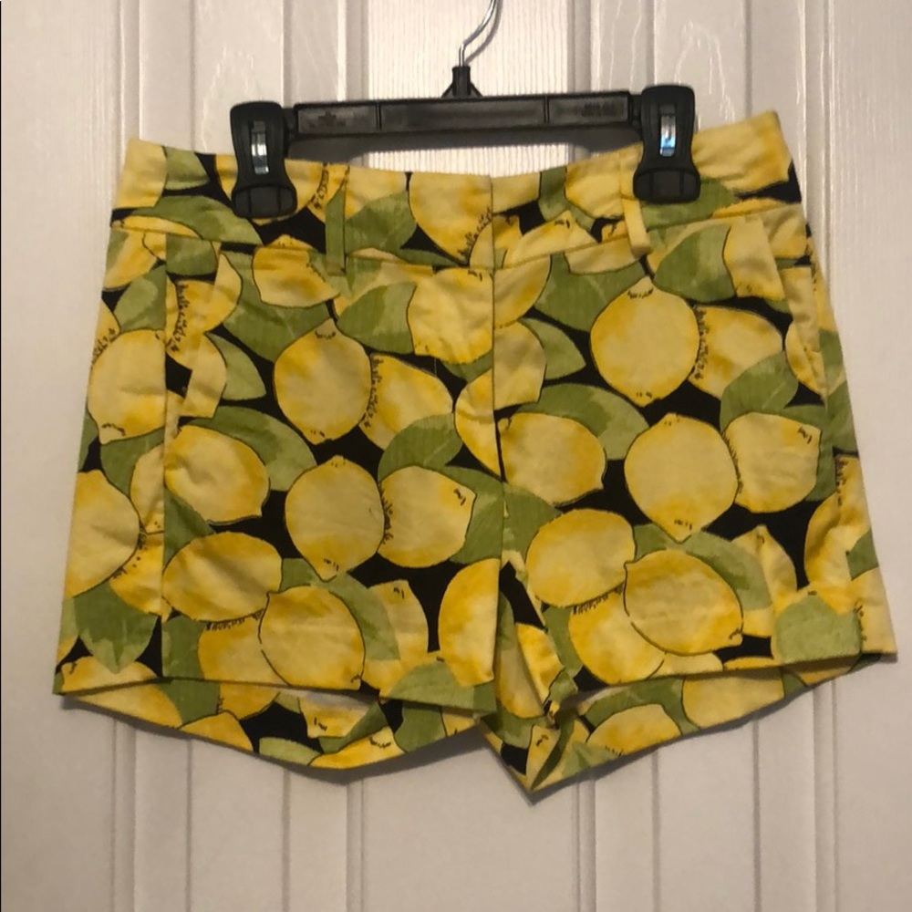 Ann Taylor Petite 00 lemon shorts, navy / yellow